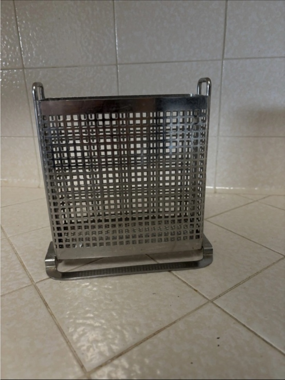Stainless Steel Mesh Utensil Holder Basket